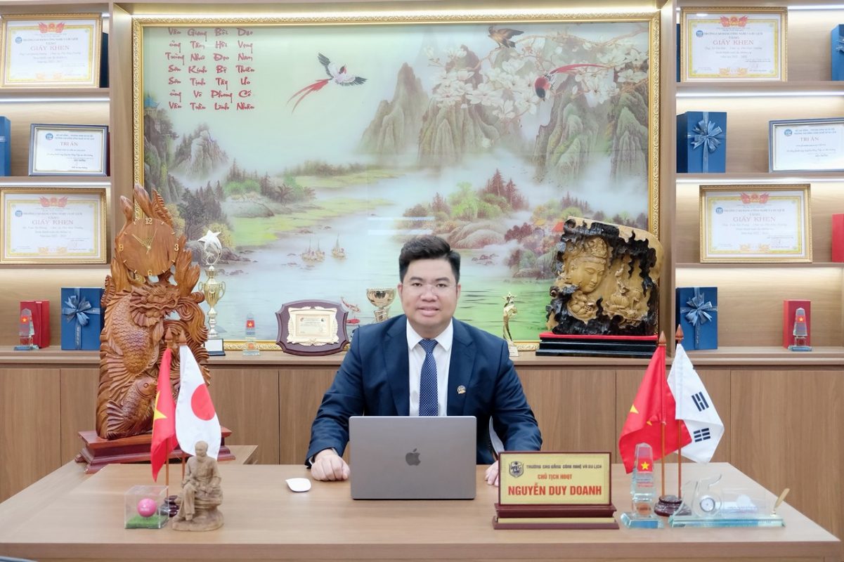 TRƯỜNG CAO ĐẲNG CÔNG NGHỆ VÀ DU LỊCH