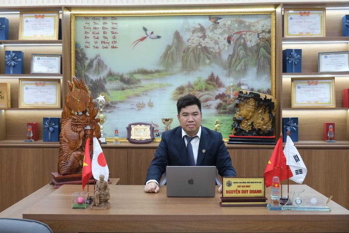 TRƯỜNG CAO ĐẲNG CÔNG NGHỆ VÀ DU LỊCH